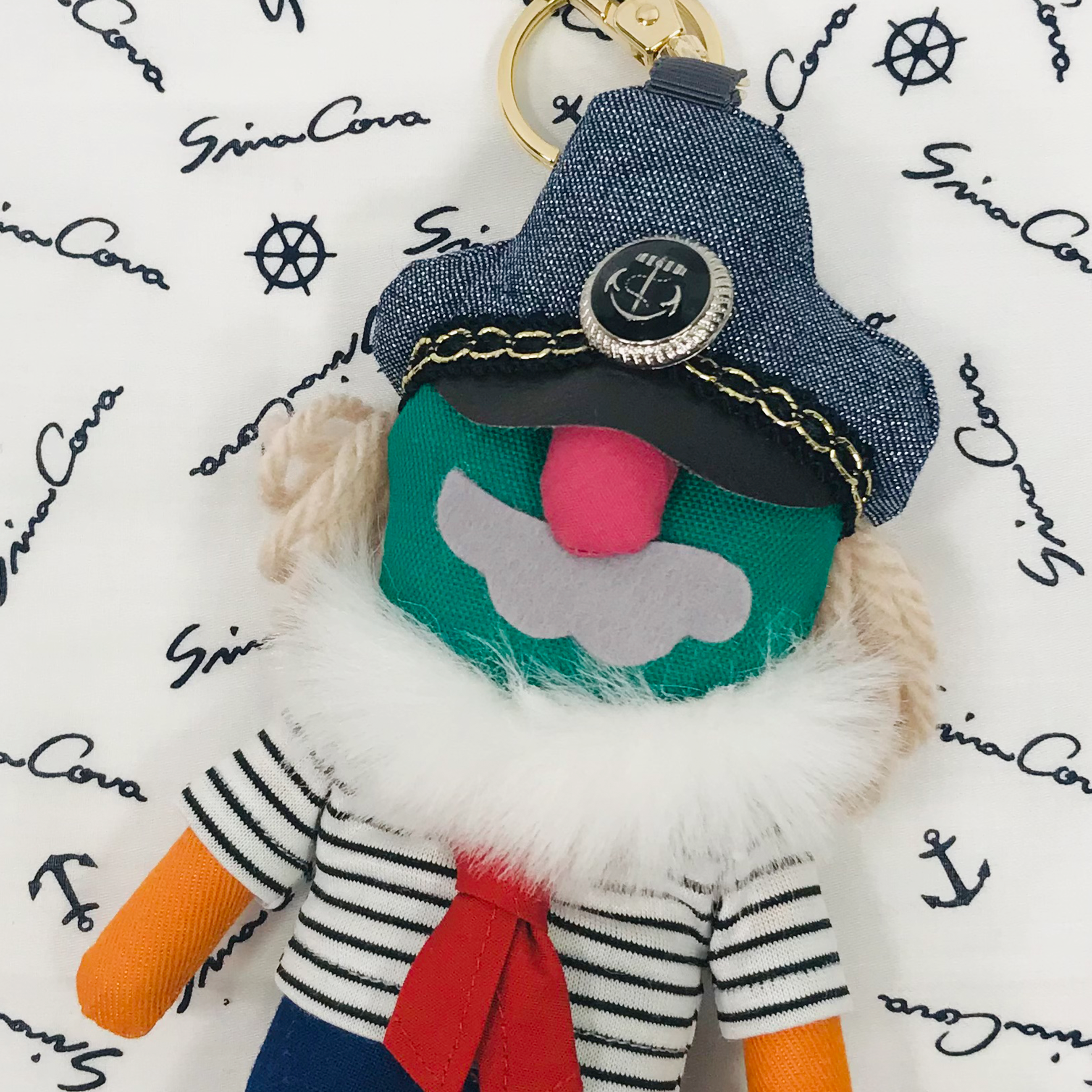 ハンドメイドキャプテンマスコット 10077038