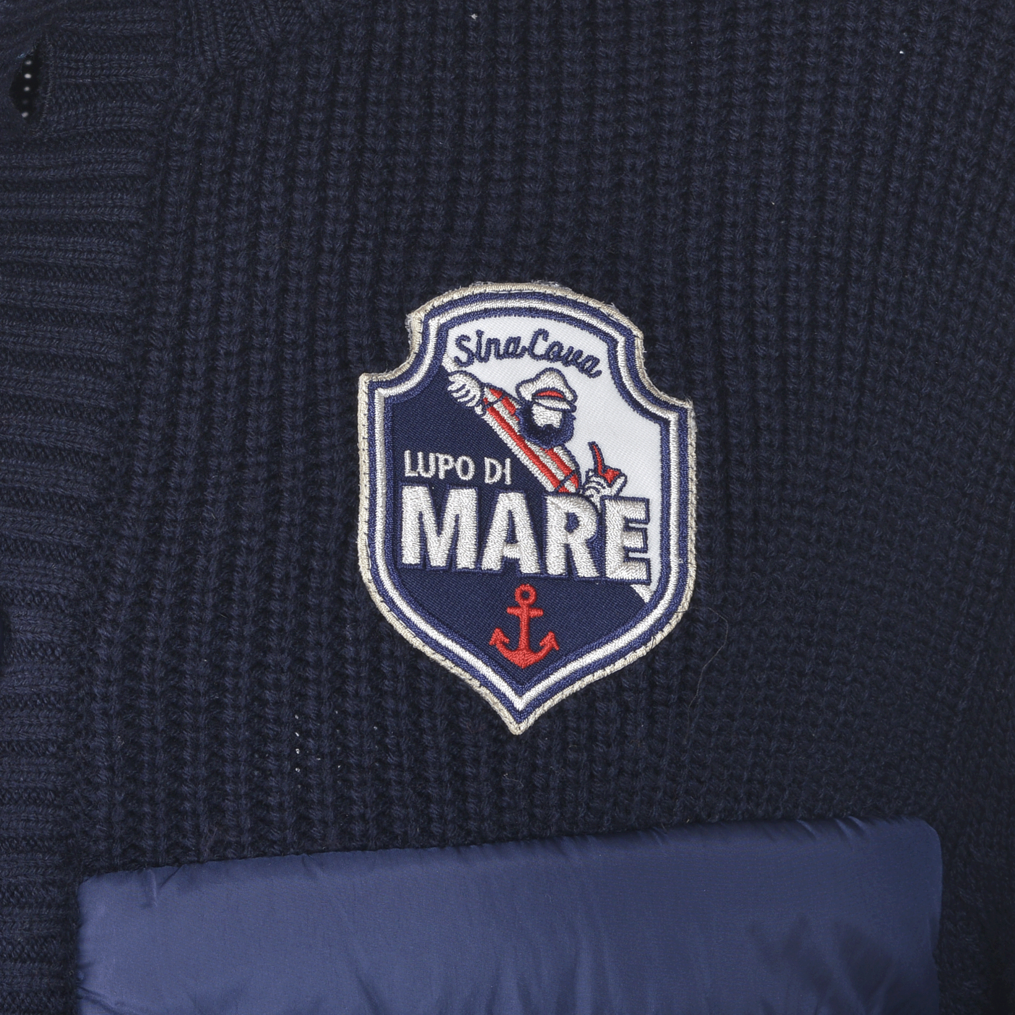 ハイブリッドブルゾン 24223040