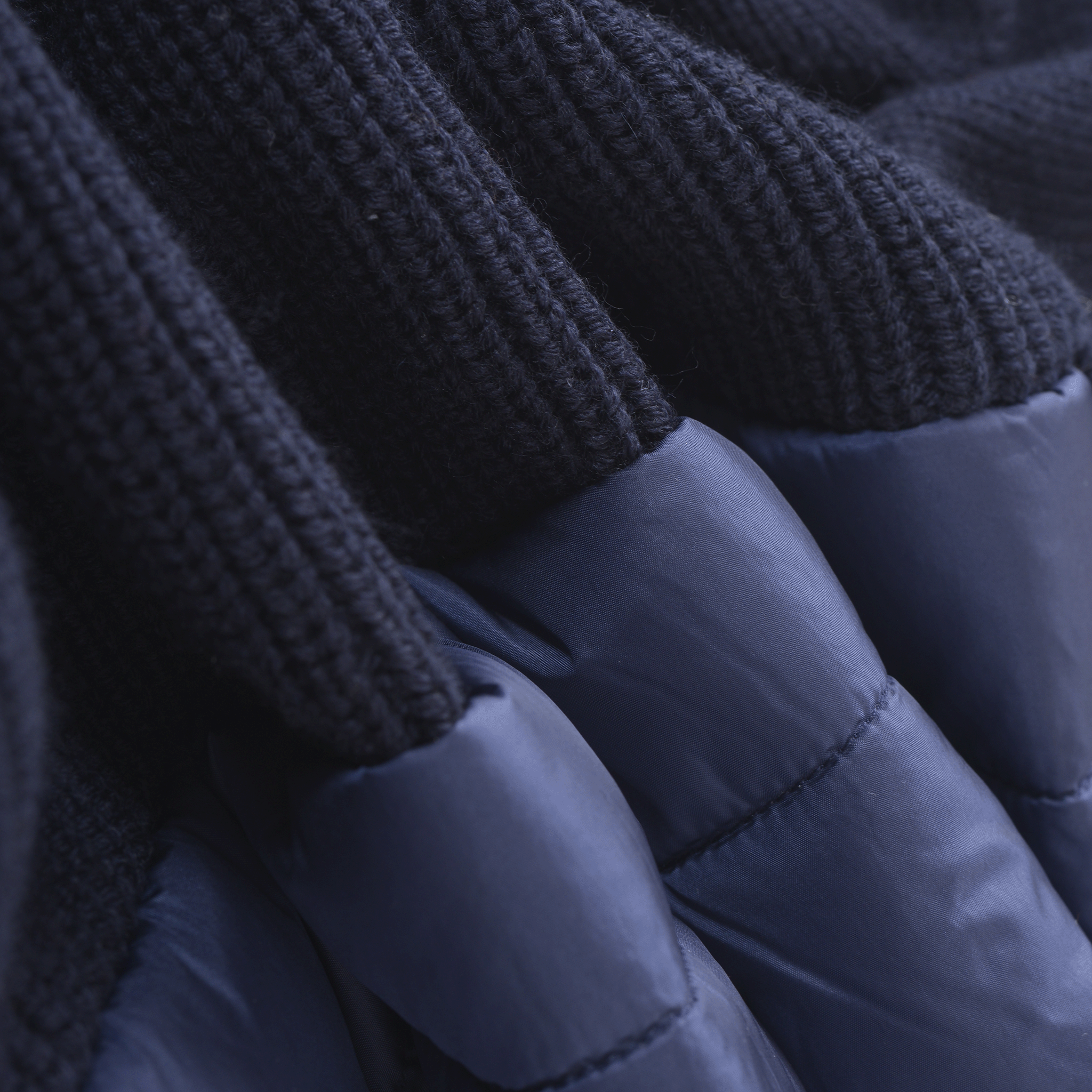 ハイブリッドブルゾン 24223040