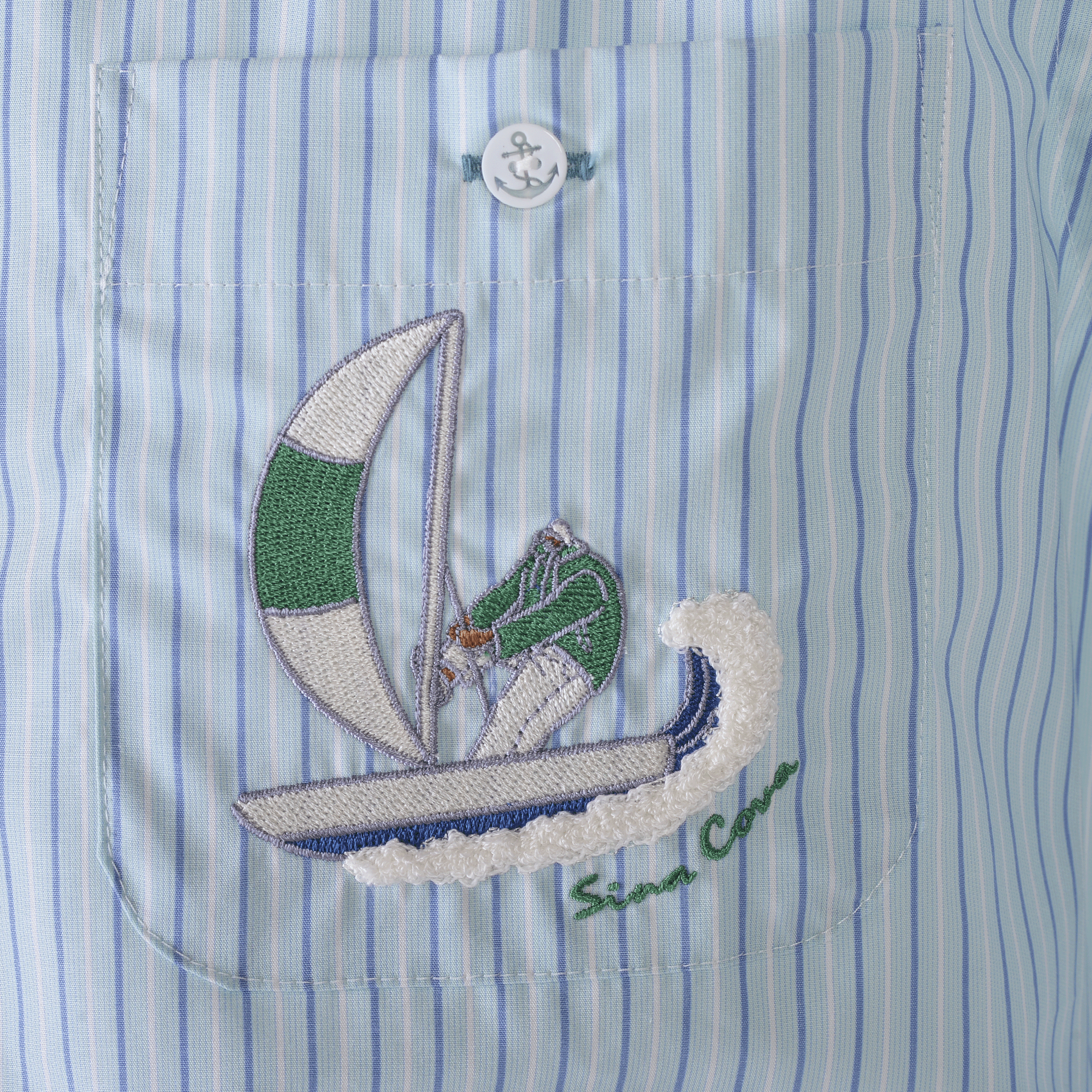 Striped long-sleeved button-down shirt 25224030