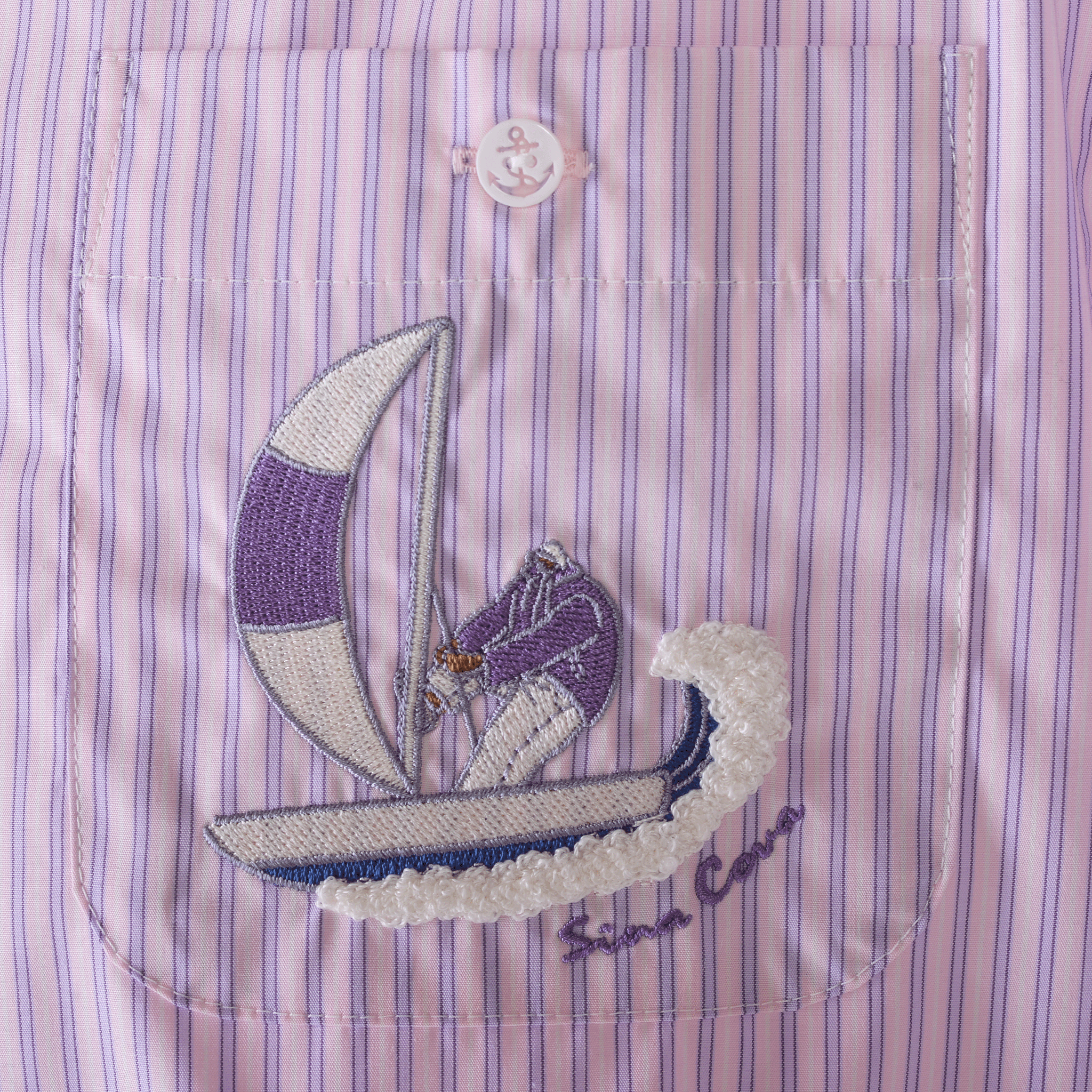 Striped long-sleeved button-down shirt 25224030