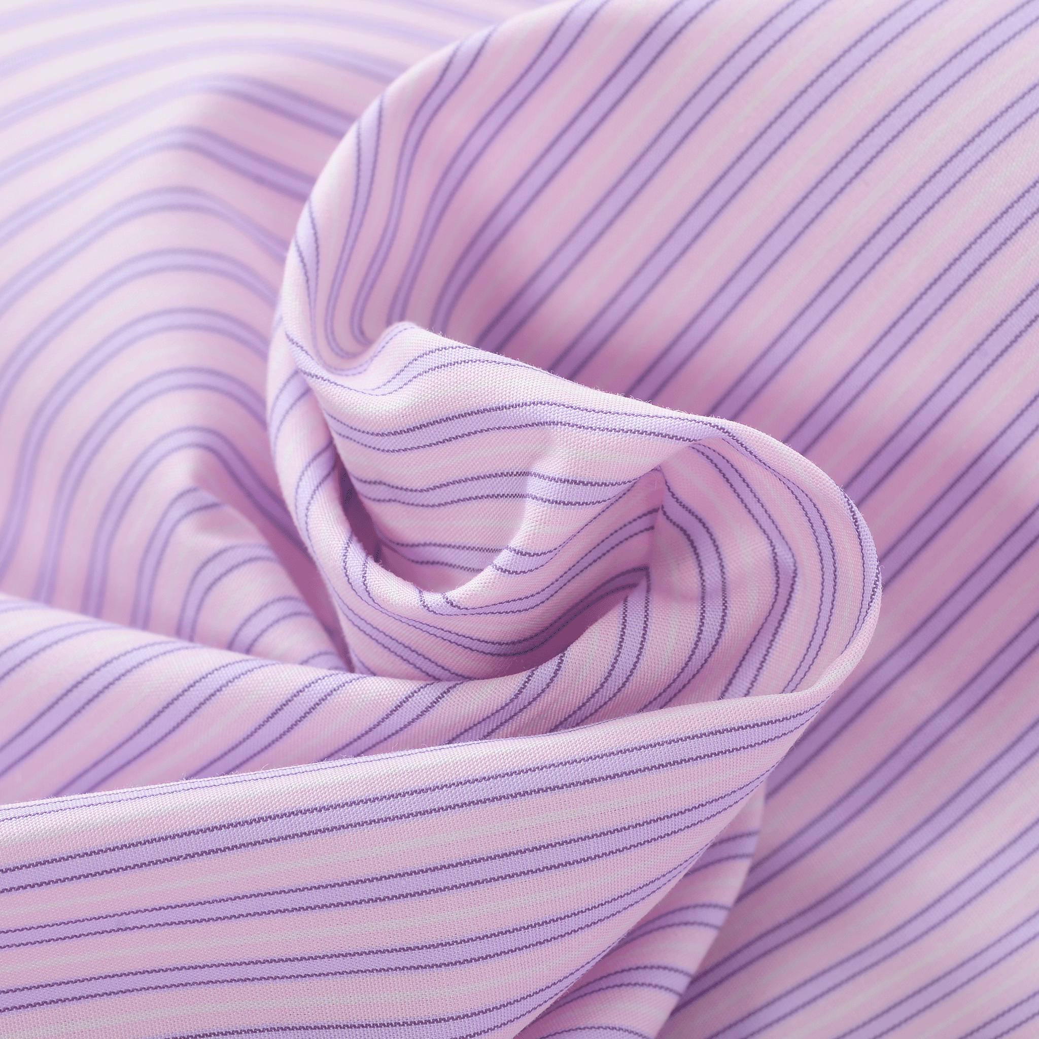 Striped long-sleeved button-down shirt 25224030