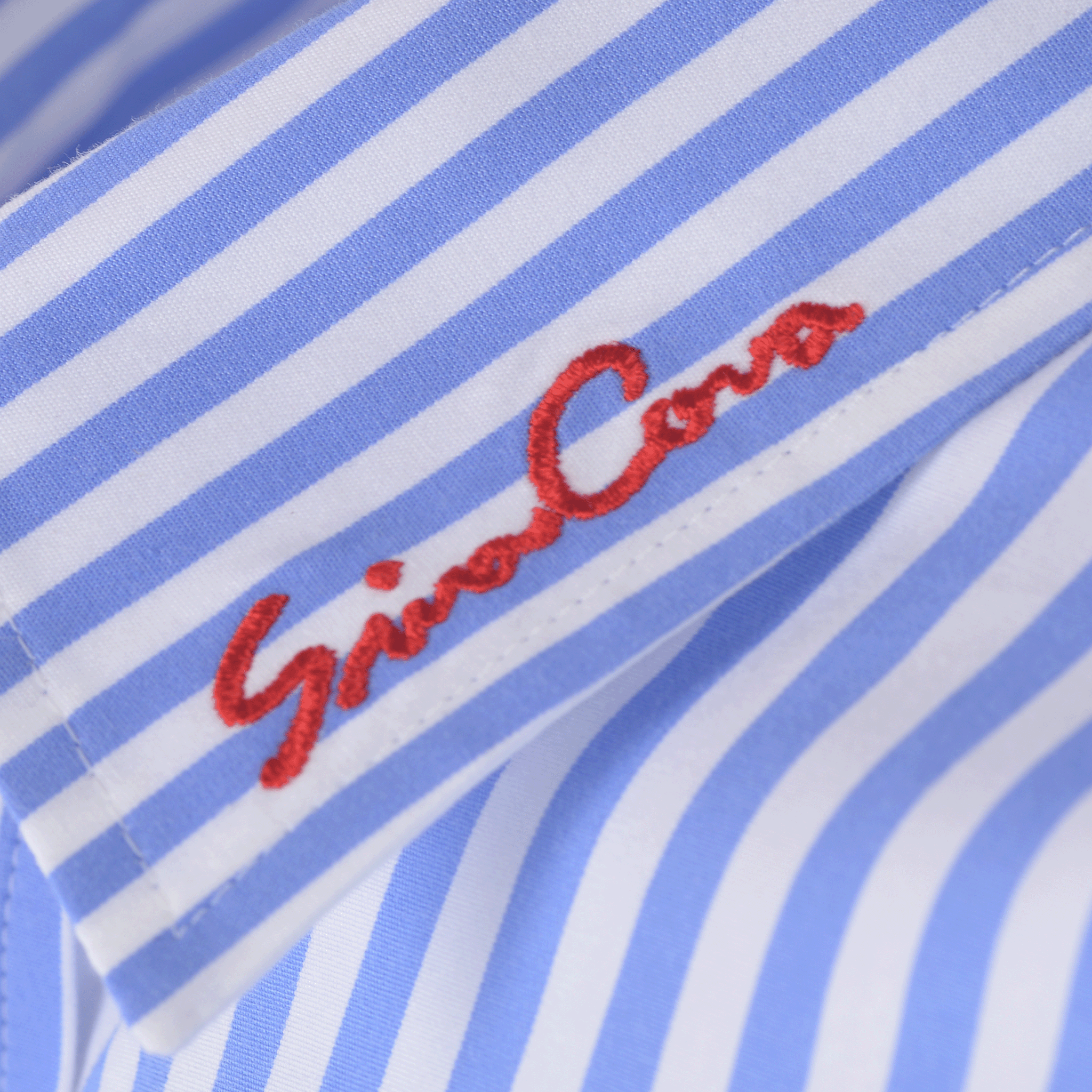 ストライプ柄長袖レギュラーカラーシャツ 25234010