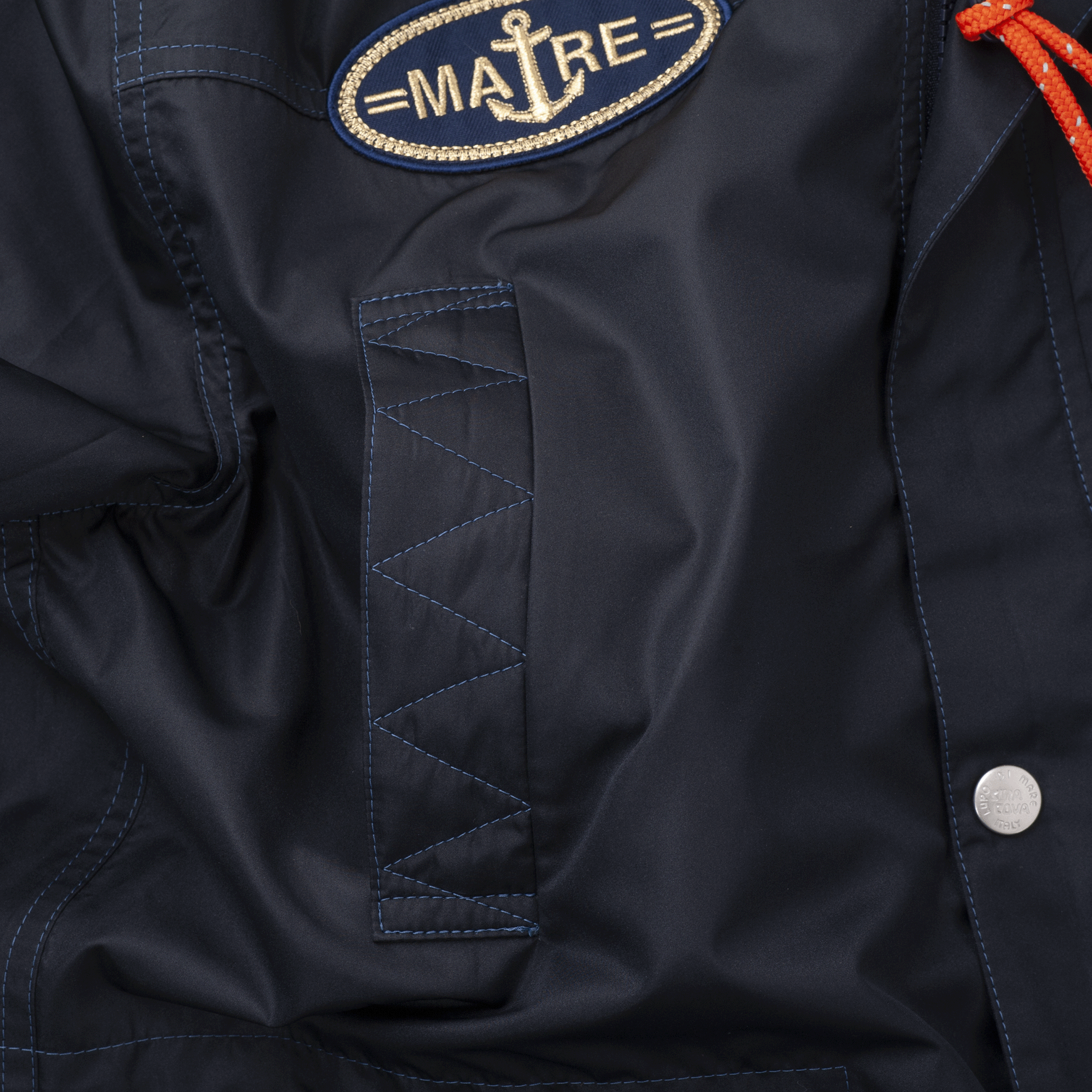 高性能巡航半身派克大衣 23113010