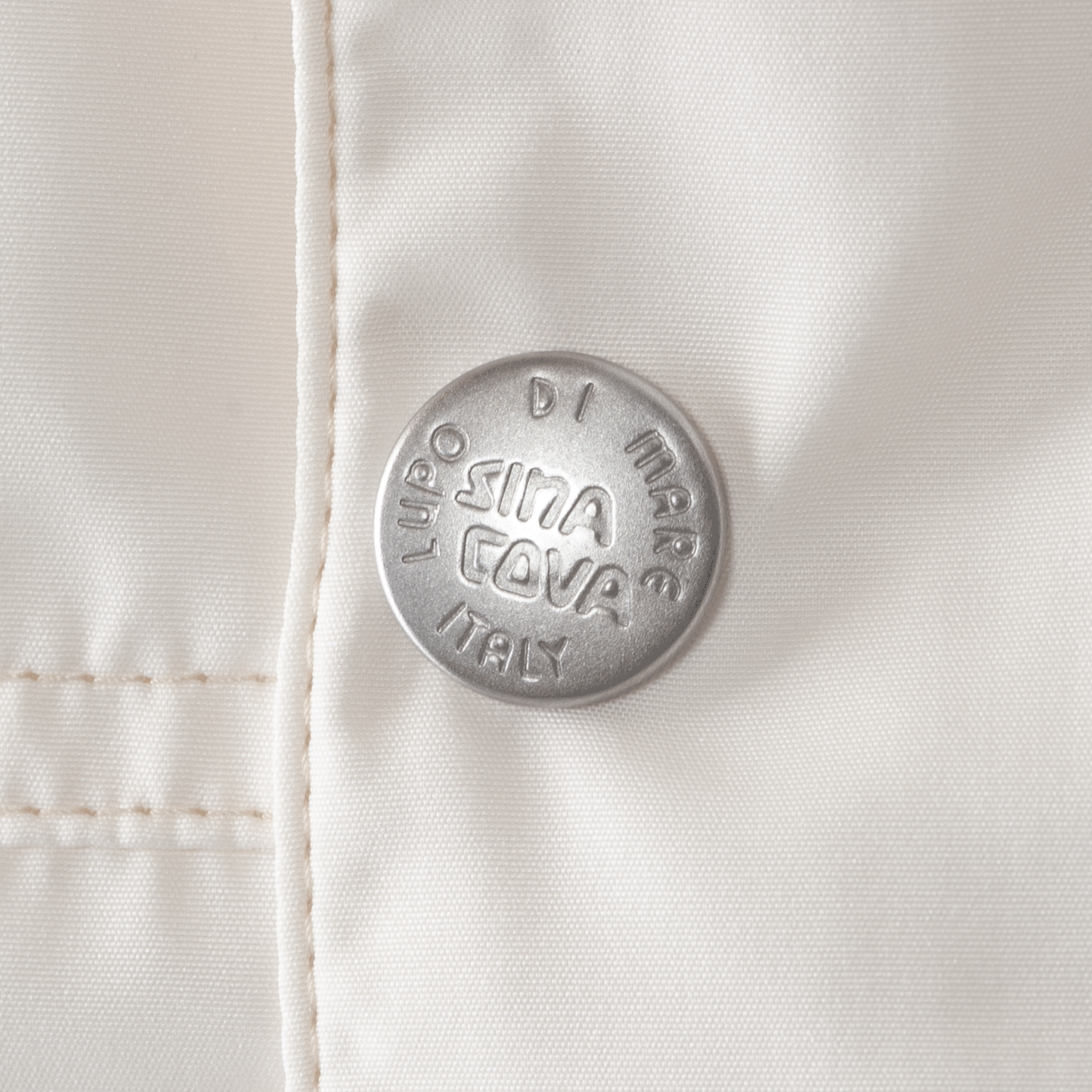 高性能巡航半身派克大衣 23113010