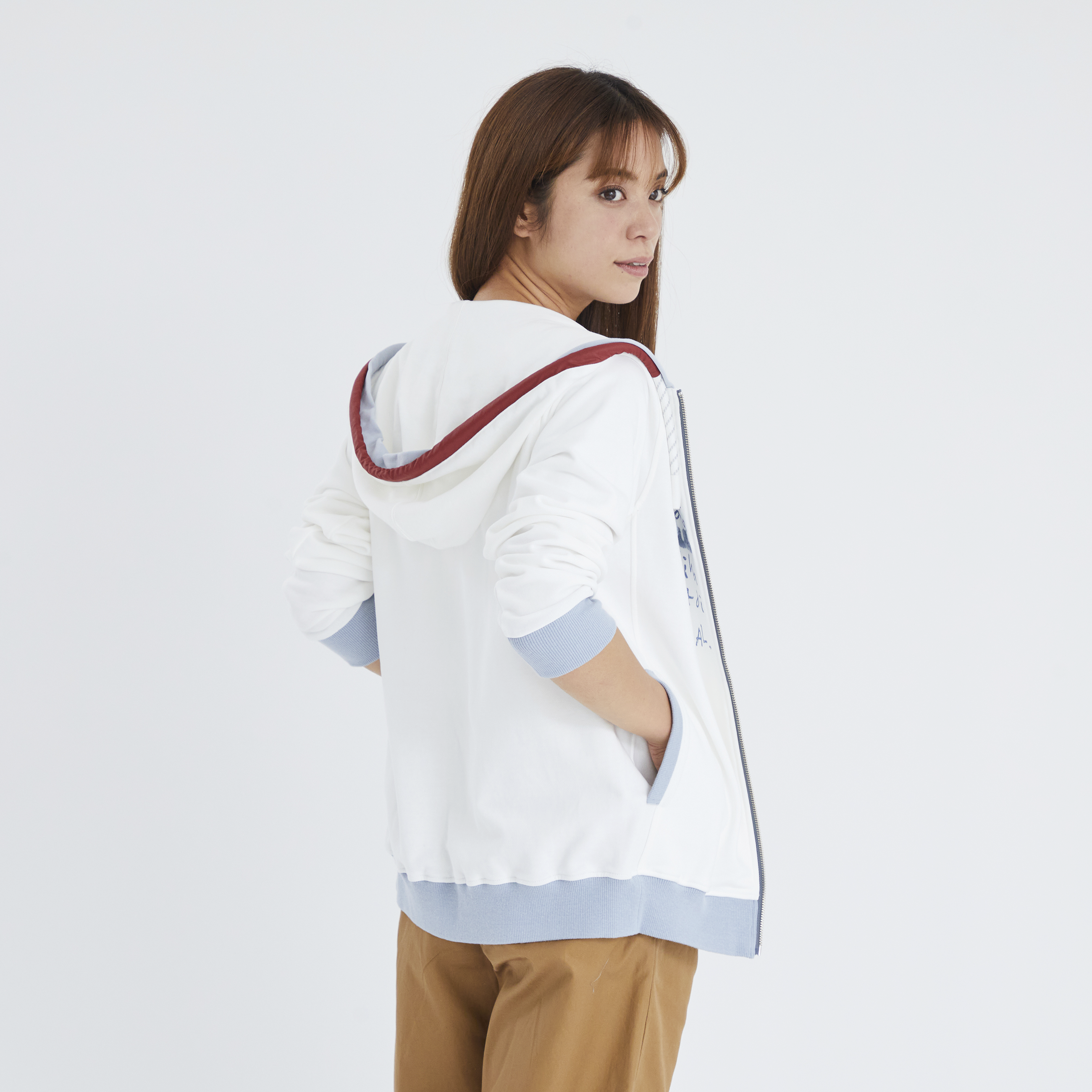 ZIPUPパーカー 男女兼用 ユニセックス Sサイズ有り 23123020