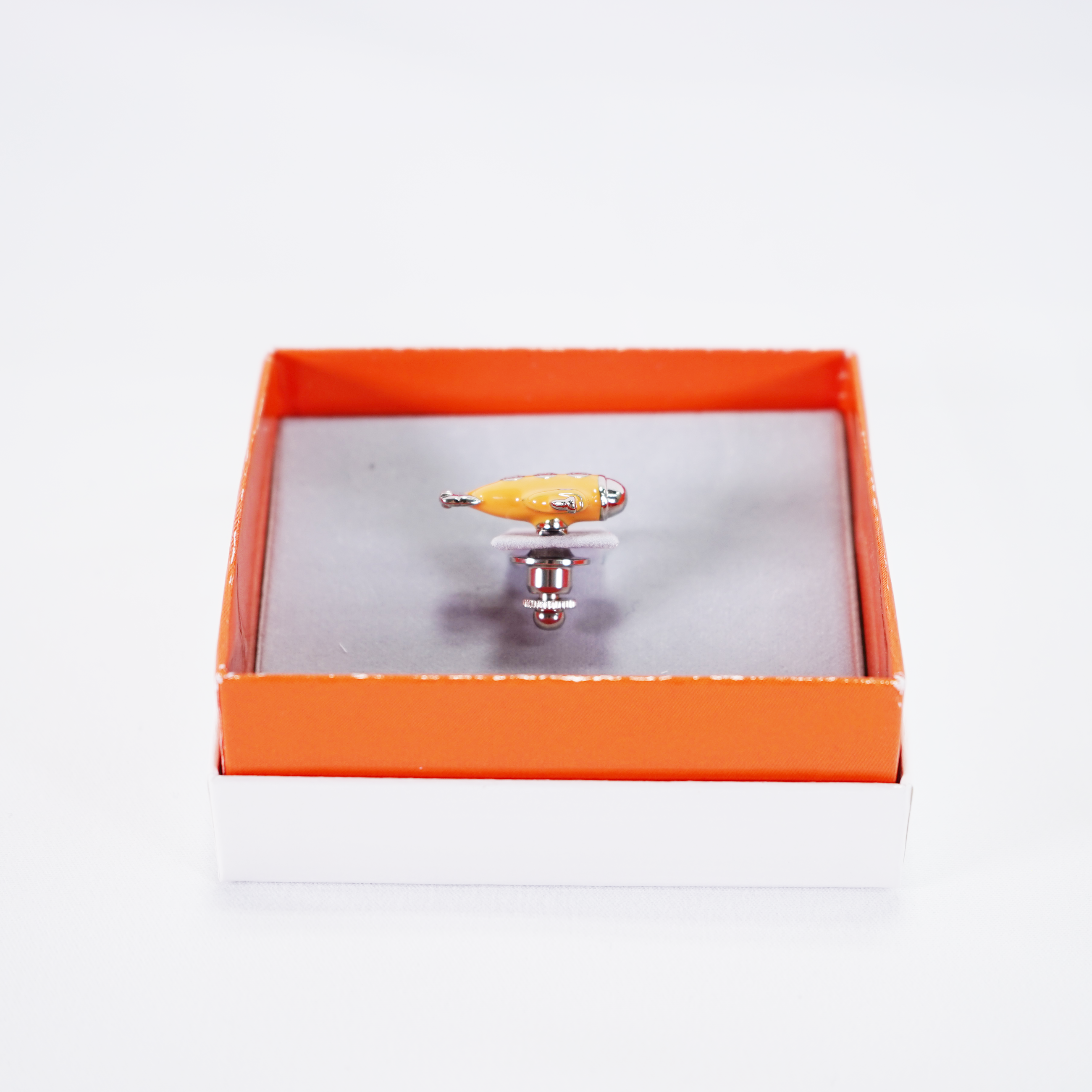 黃色潛水艇翻領別針 57001190