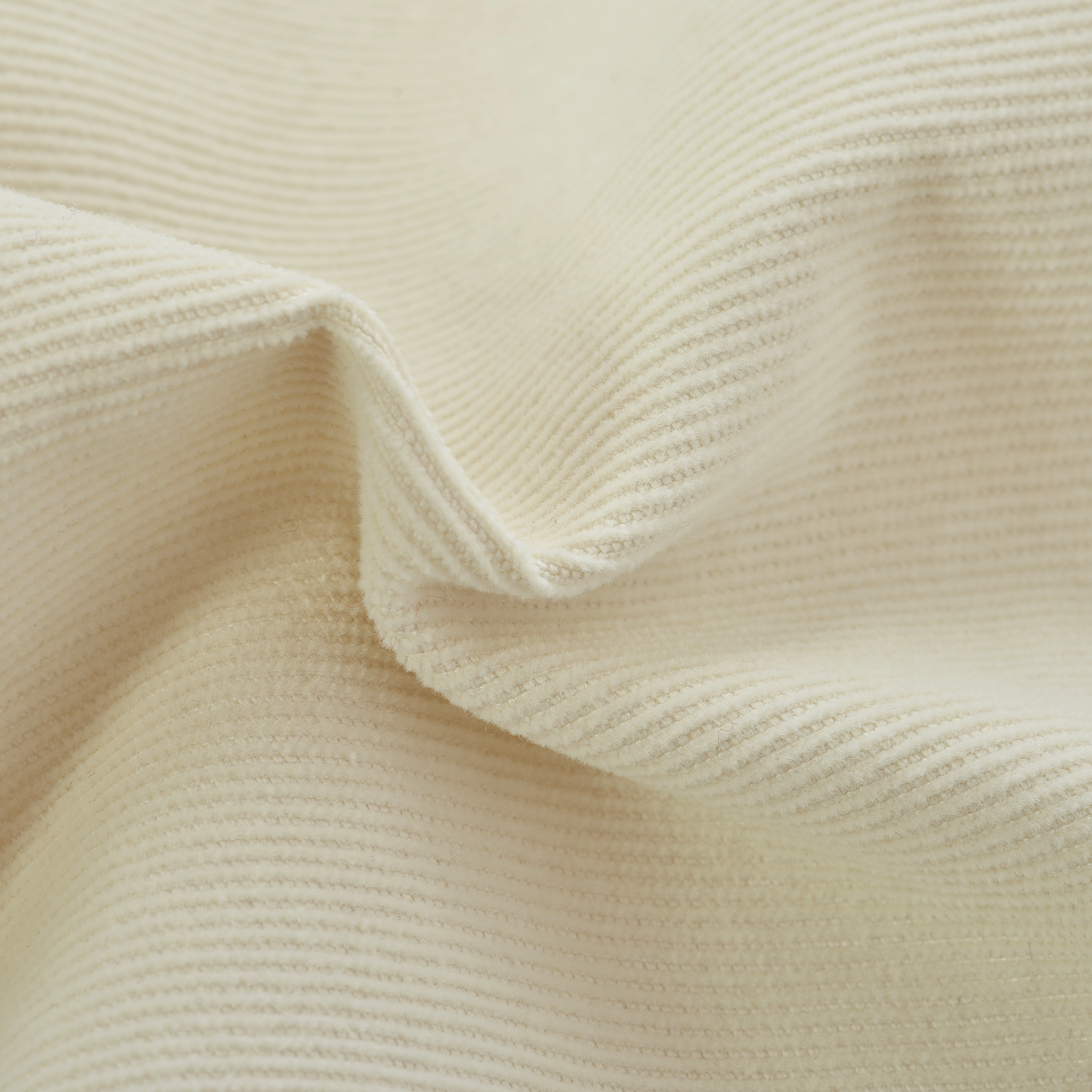 No-pleat tapered trousers