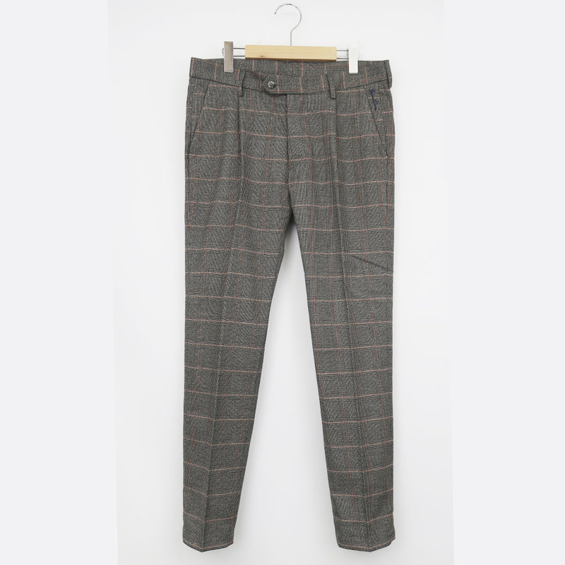 [Outlet] One-tuck pants 18235020