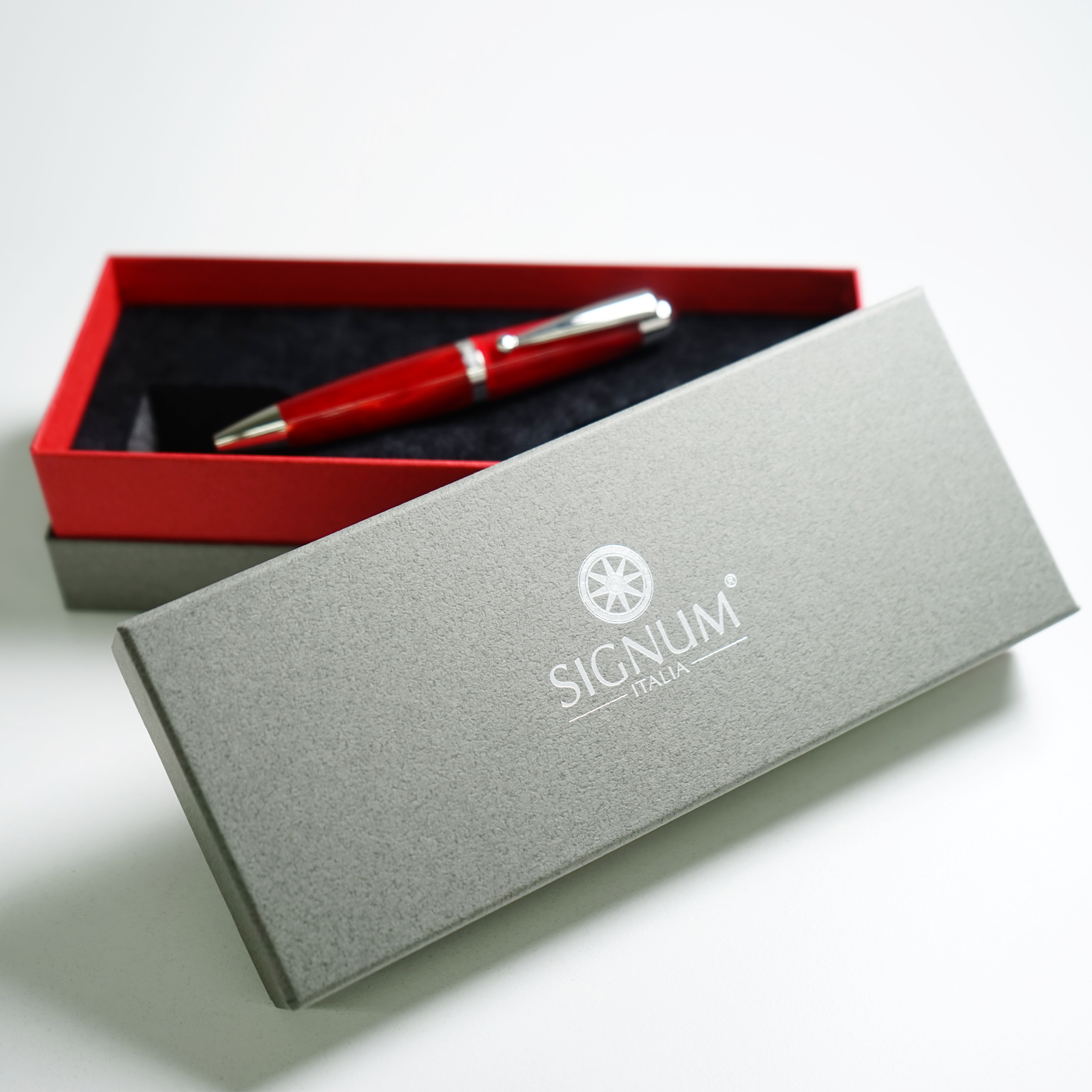 SIGNUM 小號 Solare 原子筆（紅色）57001060